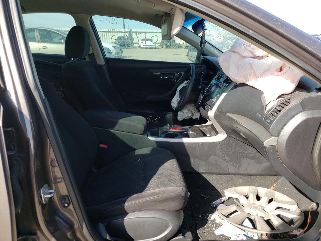 Photo 5 from auction – 2014 NISSAN ALTIMA 2.5 with VIN 1N4AL3AP5EN245093