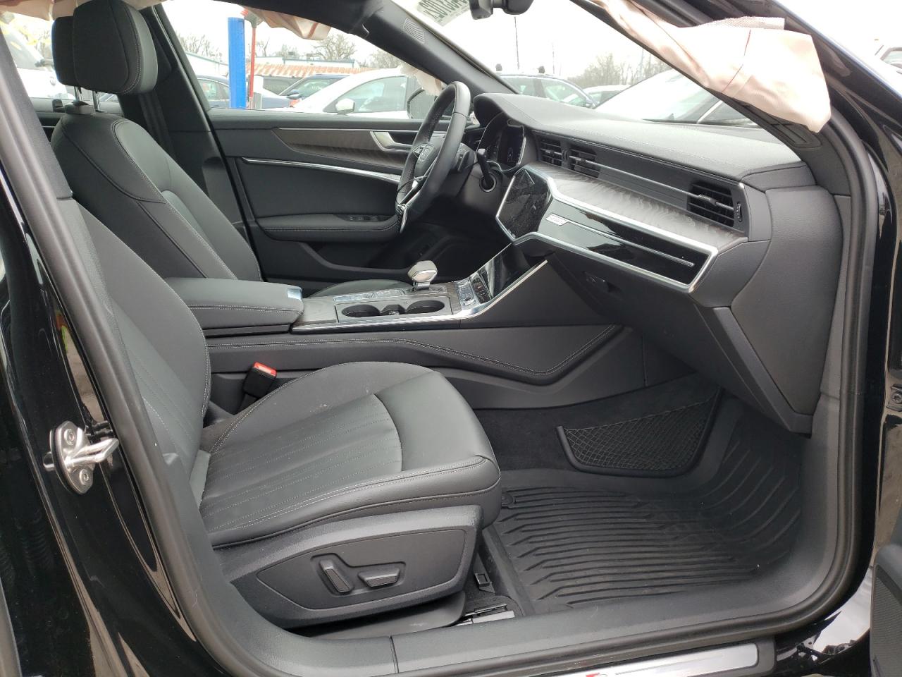 Photo 5 from auction – 2019 AUDI A6 PREMIUM with VIN WAUL2AF22KN115370