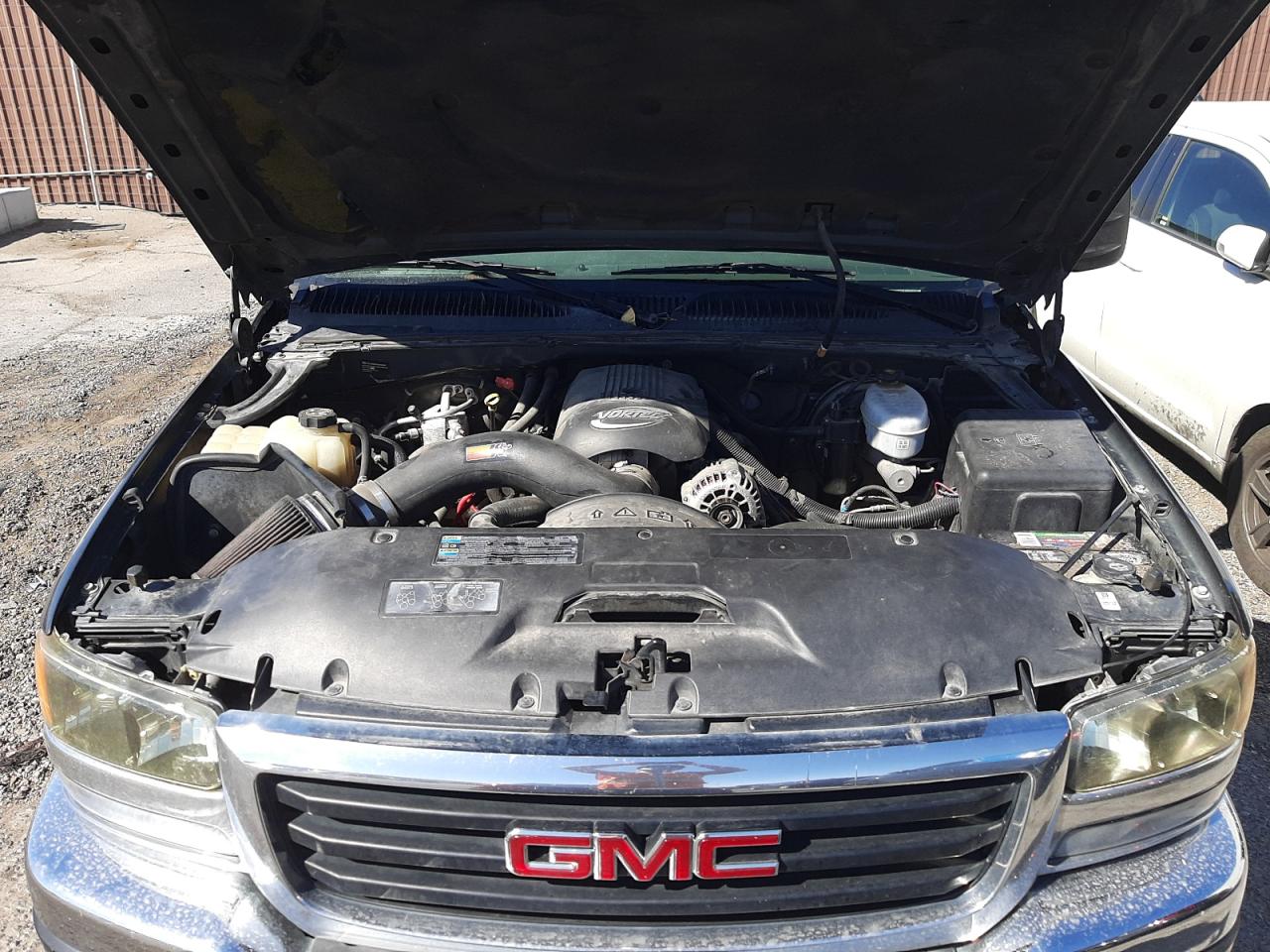 Photo 7 from auction – 2003 GMC NEW SIERRA with VIN 1GTEK19T43E266440