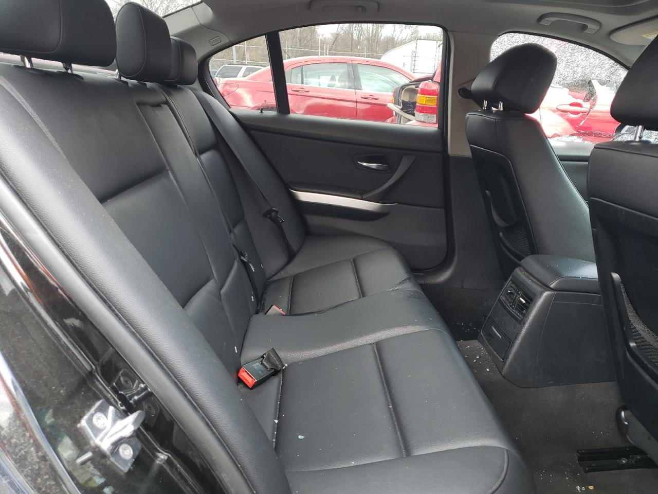 Photo 6 from auction – 2006 BMW 325 XI with VIN WBAVD13556KV12953