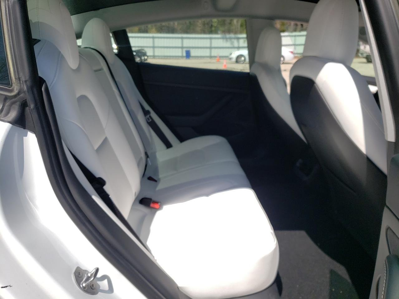 Photo 6 from auction – 2021 TESLA MODEL 3 with VIN 5YJ3E1EB3MF035704