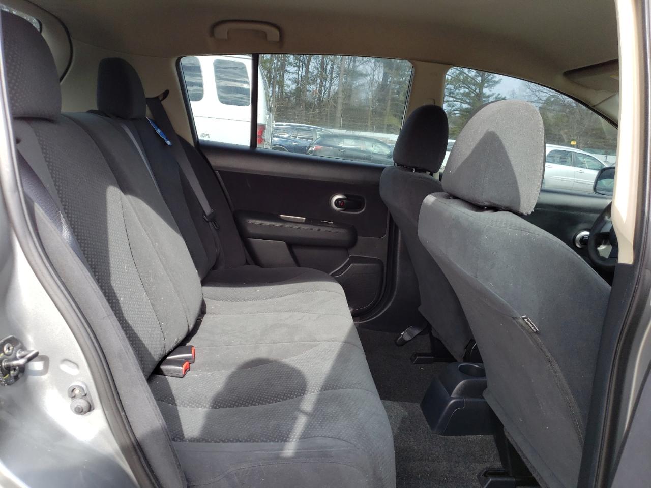 Photo 6 from auction – 2011 NISSAN VERSA S with VIN 3N1BC1CPXBL387101