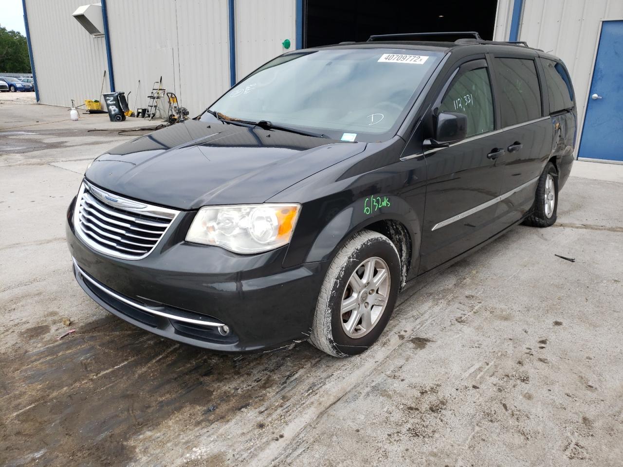 Photo 2 from auction – 2012 CHRYSLER TOWN & COU with VIN 2C4RC1BG6CR350709