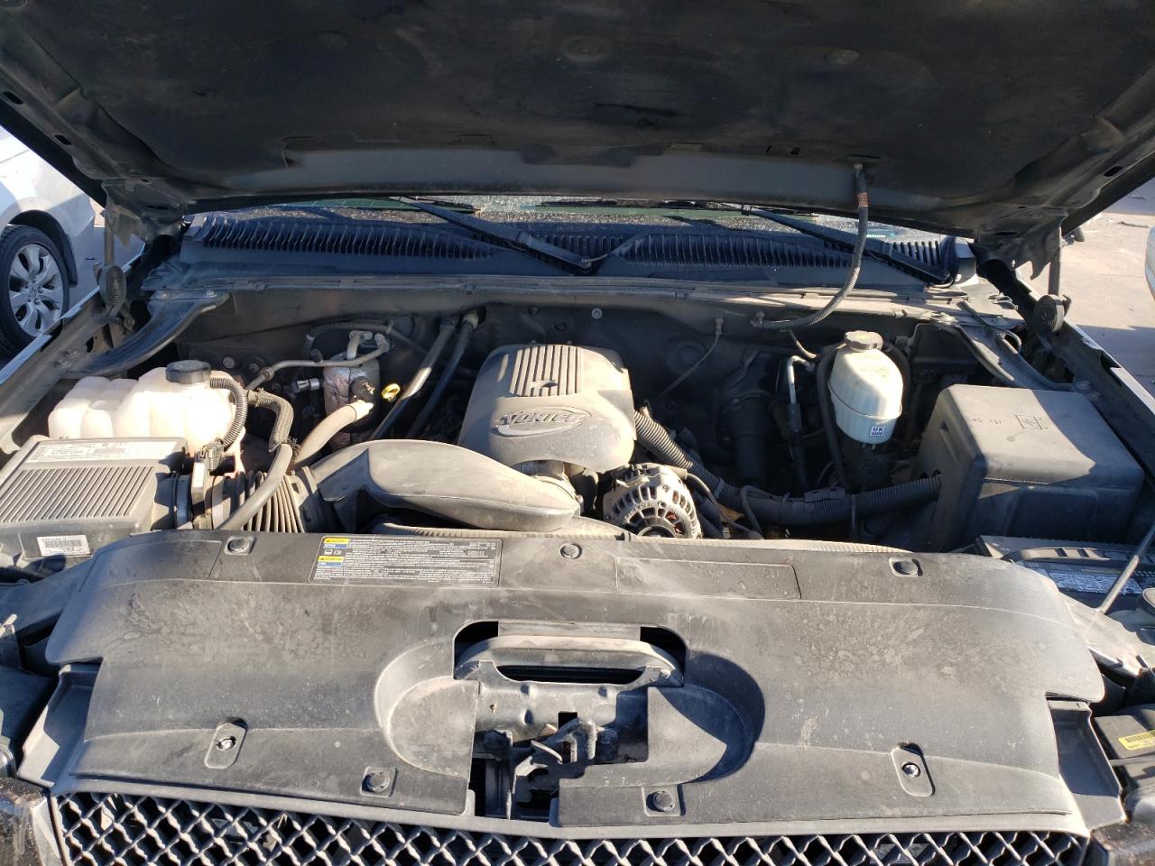 Photo 7 from auction – 2003 CHEVROLET SILVERADO with VIN 1GCHC29U53E372002