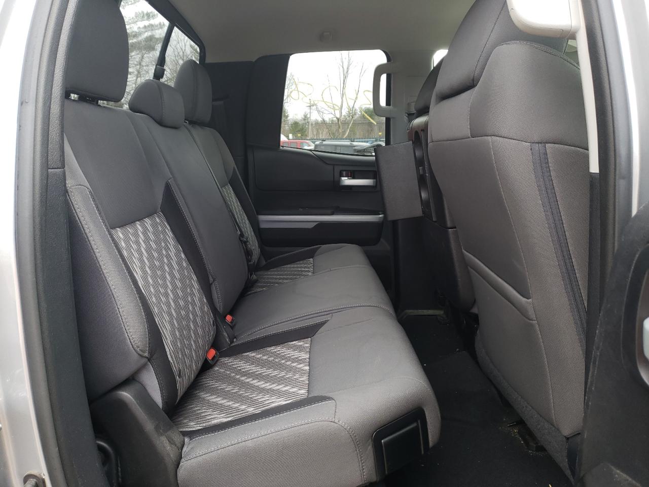 Photo 6 from auction – 2018 TOYOTA TUNDRA DOU with VIN 5TFUY5F17JX776416