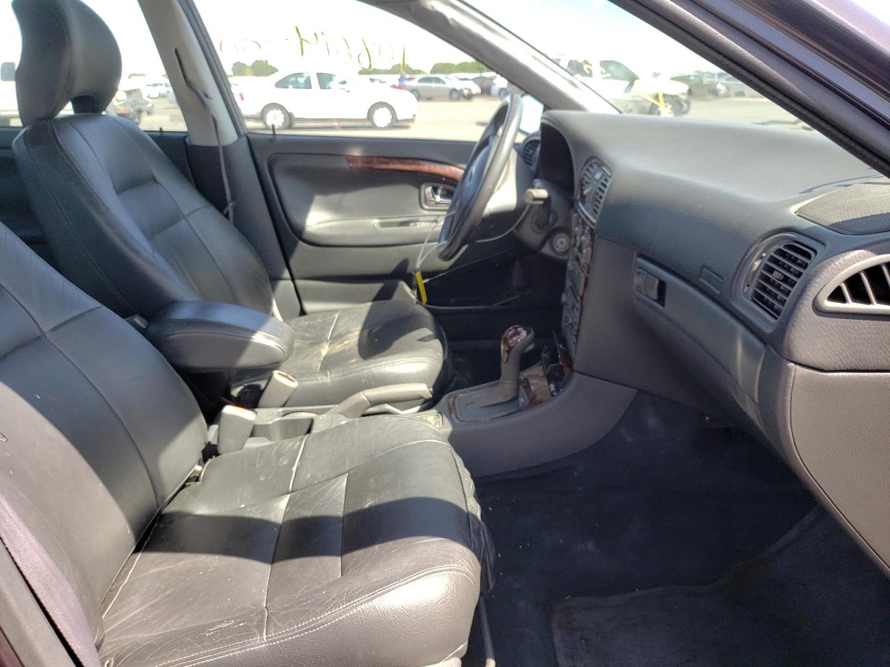 Photo 5 from auction – 2000 VOLVO S40 with VIN YV1VS2557YF478645