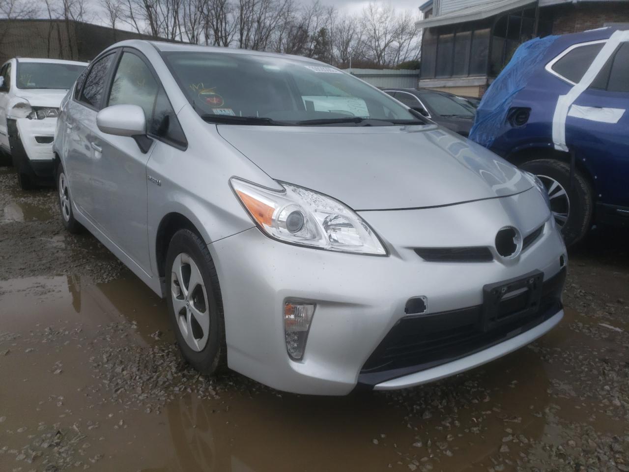 TOYOTA PRIUS 2015 with VIN JTDKN3DU0F0463631 - Photo from auction