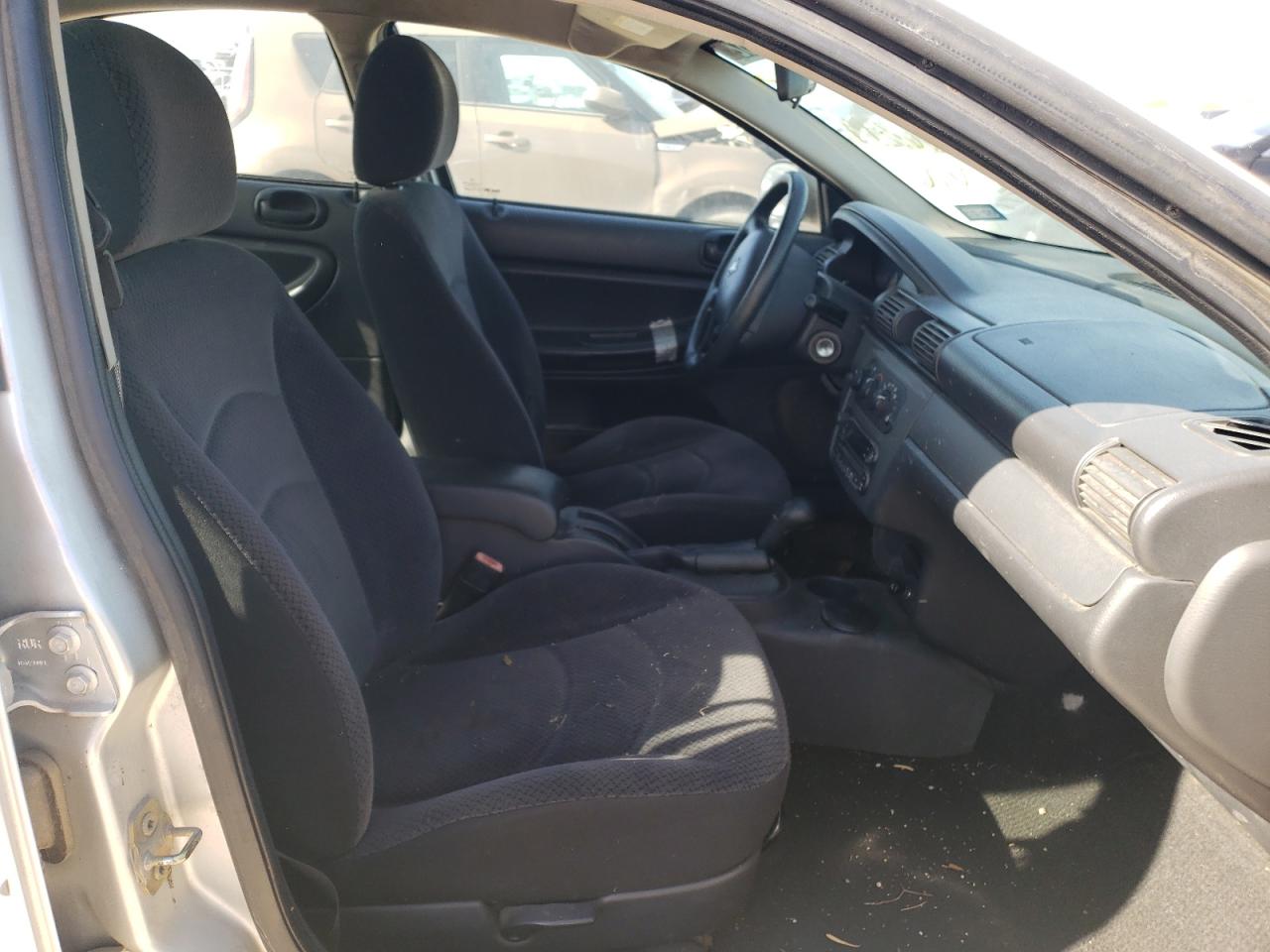 Photo 5 from auction – 2006 DODGE STRATUS SX with VIN 1B3EL46X76N150029