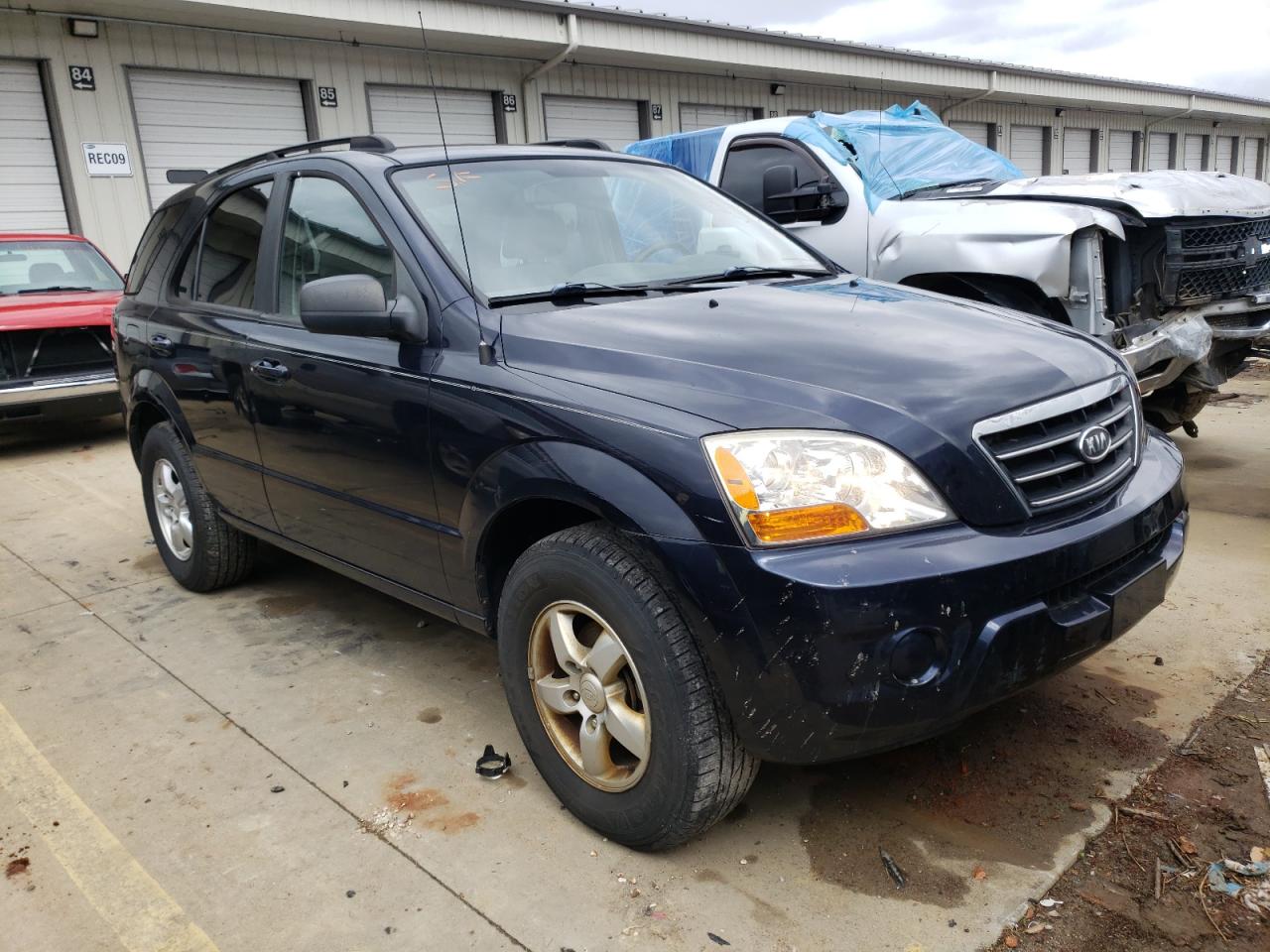 KIA SORENTO EX 2008 with VIN KNDJC735085853170 - Photo from auction