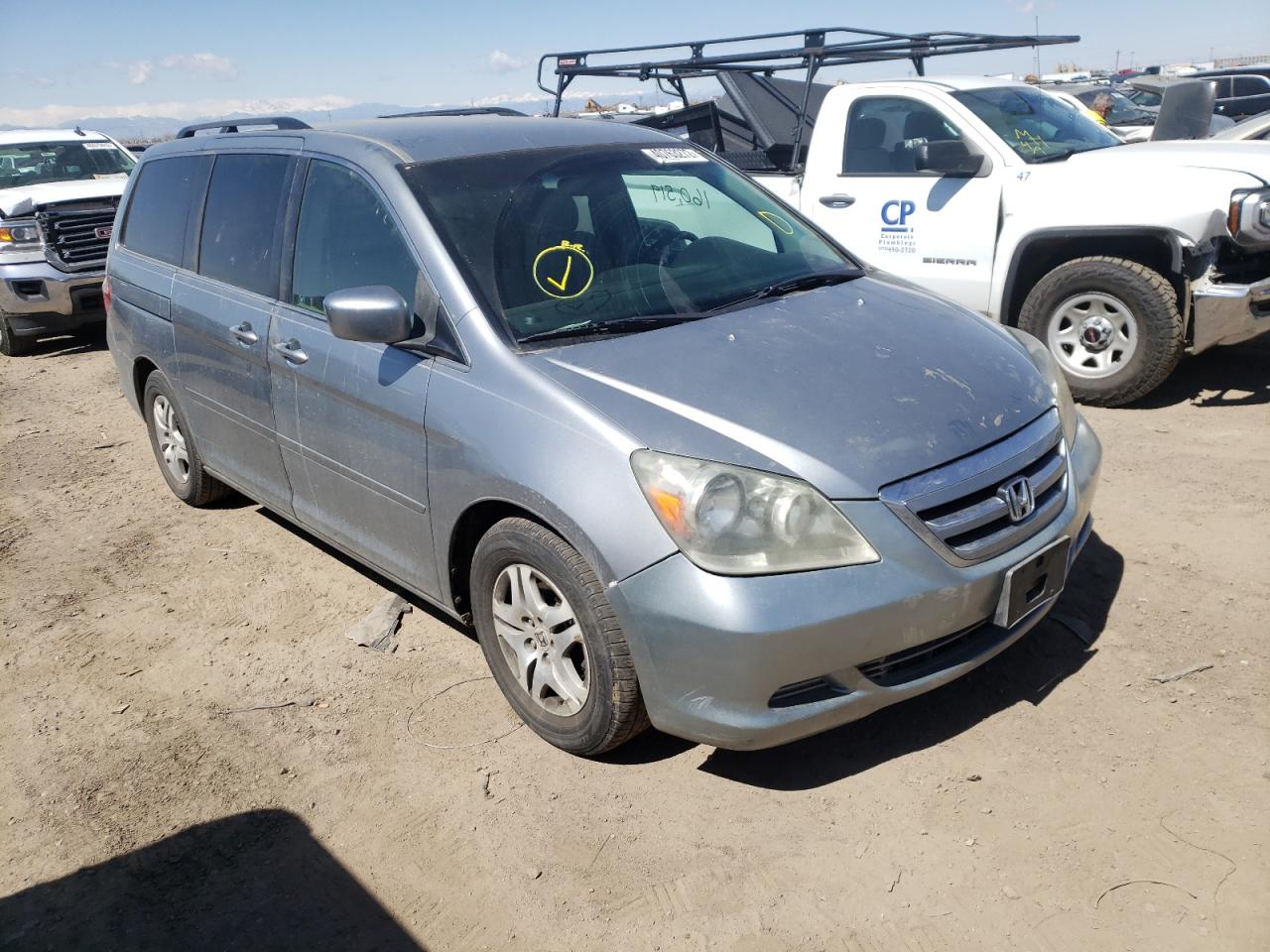 HONDA ODYSSEY EX 2005 with VIN 5FNRL384X5B016447 - Photo from auction