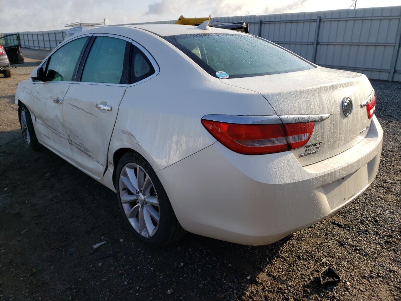Photo 3 from auction – 2012 BUICK VERANO with VIN 1G4PP5SKXC4217263