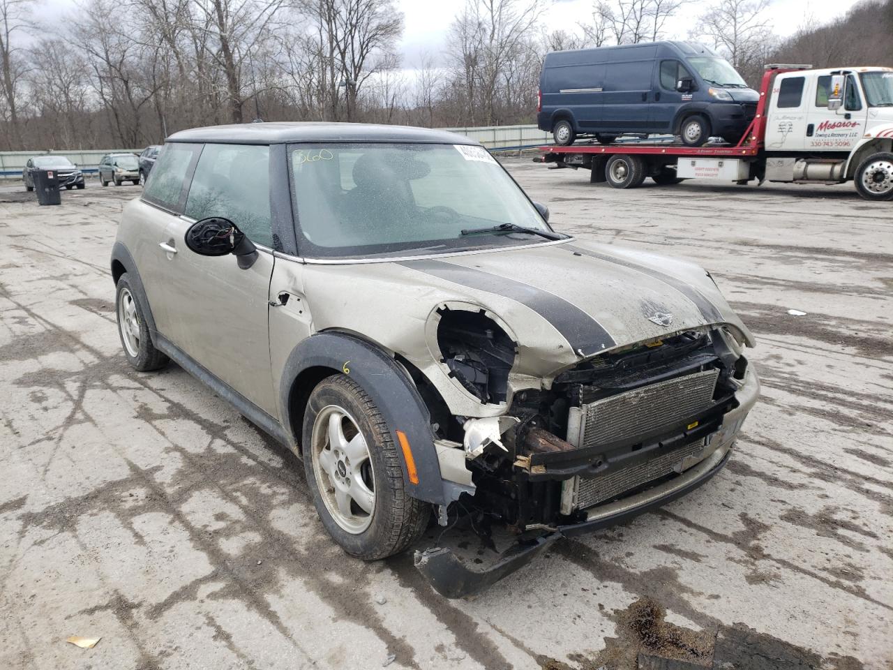 MINI COOPER 2010 with VIN WMWMF3C52ATZ26261 - Photo from auction