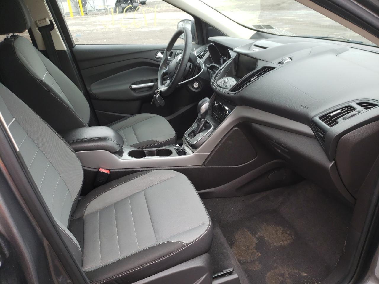 Photo 5 from auction – 2013 FORD ESCAPE SE with VIN 1FMCU9GX1DUA38744
