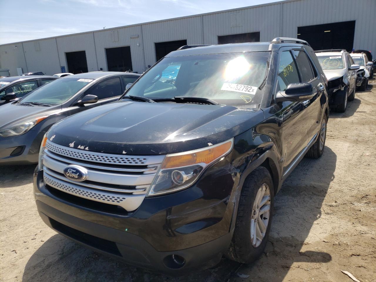 Photo 2 from auction – 2013 FORD EXPLORER X with VIN 1FM5K7D8XDGA18278