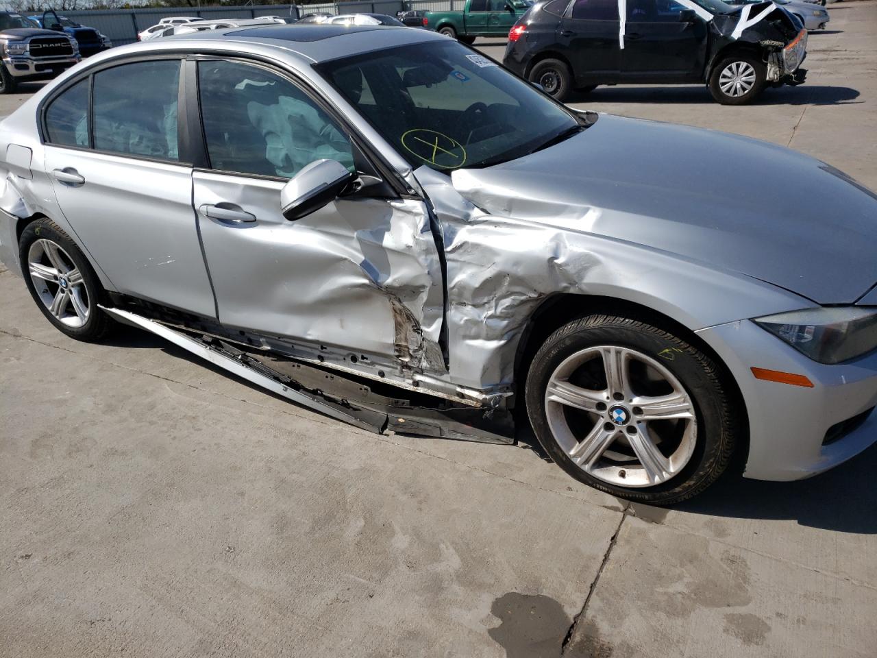 Photo 9 from auction – 2014 BMW 328 I with VIN WBA3A5C58EJ584712