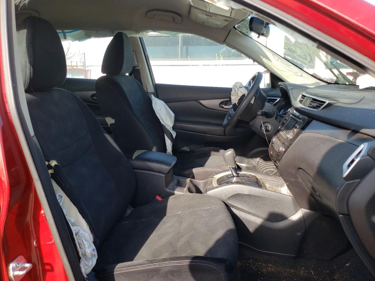 Photo 5 from auction – 2016 NISSAN ROGUE S with VIN 5N1AT2MV8GC811353