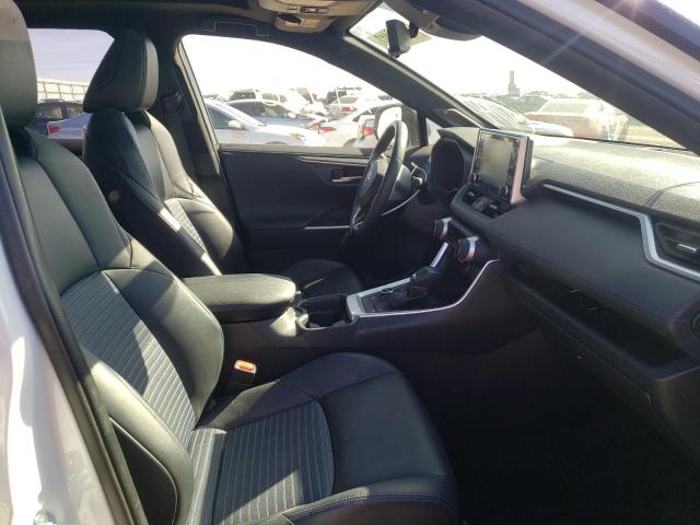 Photo 5 from auction – 2020 TOYOTA RAV4 XSE with VIN JTMEWRFV1LD546010