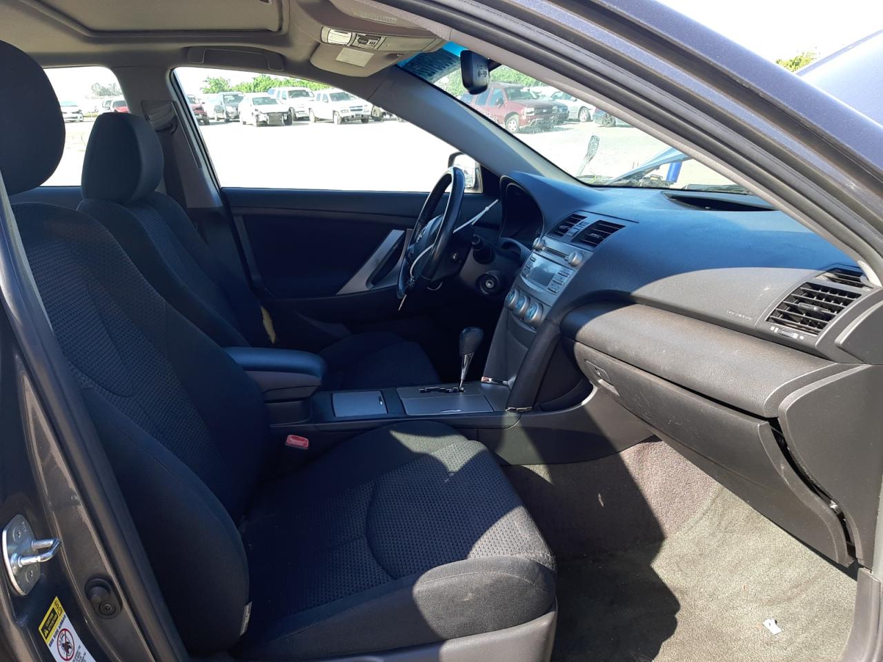 Photo 5 from auction – 2009 TOYOTA CAMRY BASE with VIN 4T1BE46K09U390349