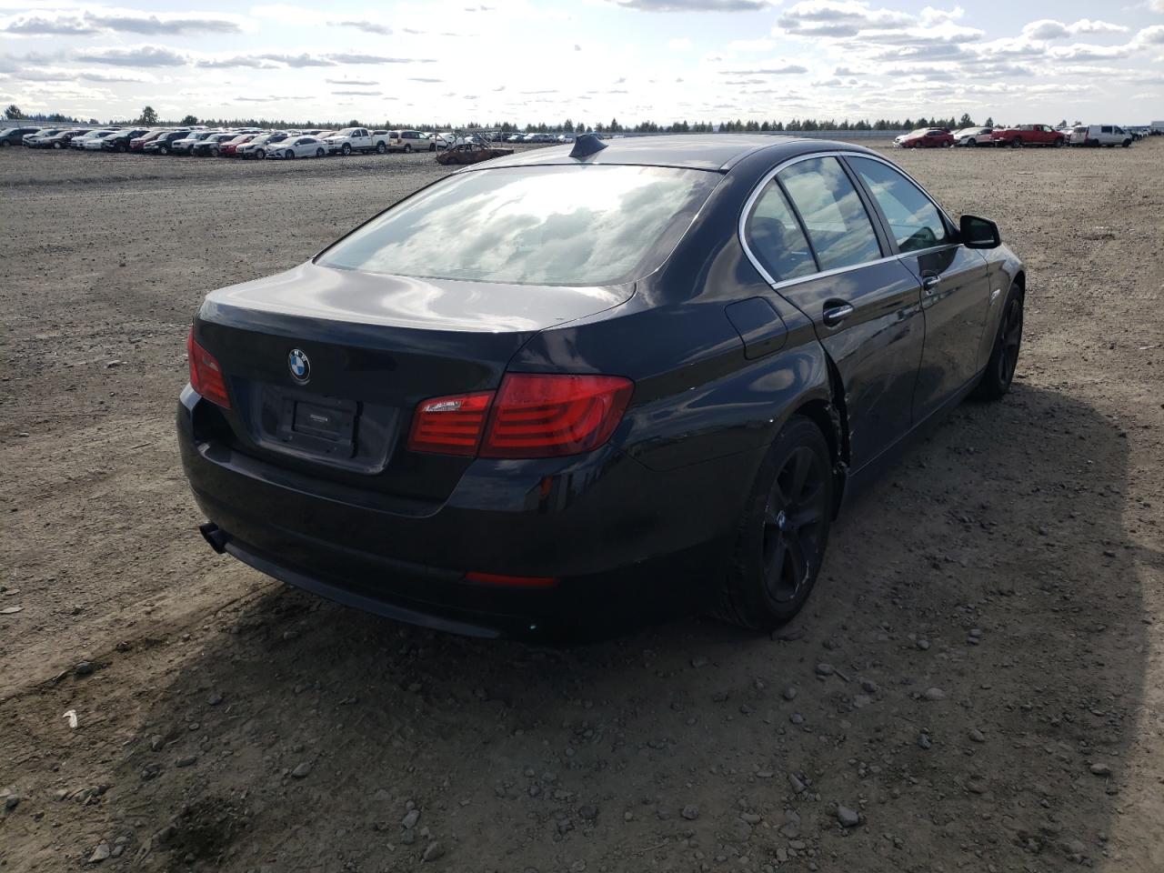 Photo 4 from auction – 2012 BMW 528 XI with VIN WBAXH5C51CDW05523