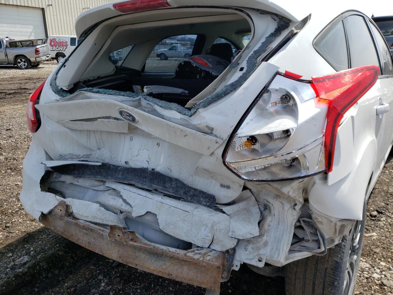 Photo 9 from auction – 2012 FORD FOCUS SE with VIN 1FAHP3K21CL333900