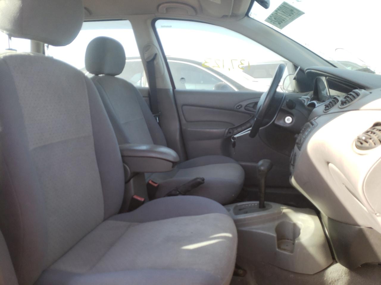 Photo 5 from auction – 2004 FORD FOCUS ZTW with VIN 1FAFP35Z84W199645