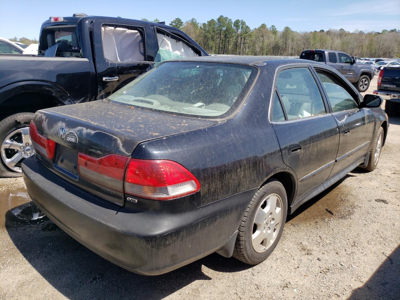 Photo 4 from auction – 2002 HONDA ACCORD EX with VIN 1HGCG165X2A070573