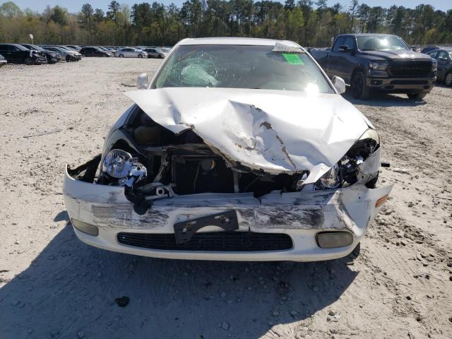 Photo 9 from auction – 2002 LEXUS ES 300 with VIN JTHBF30G725028890