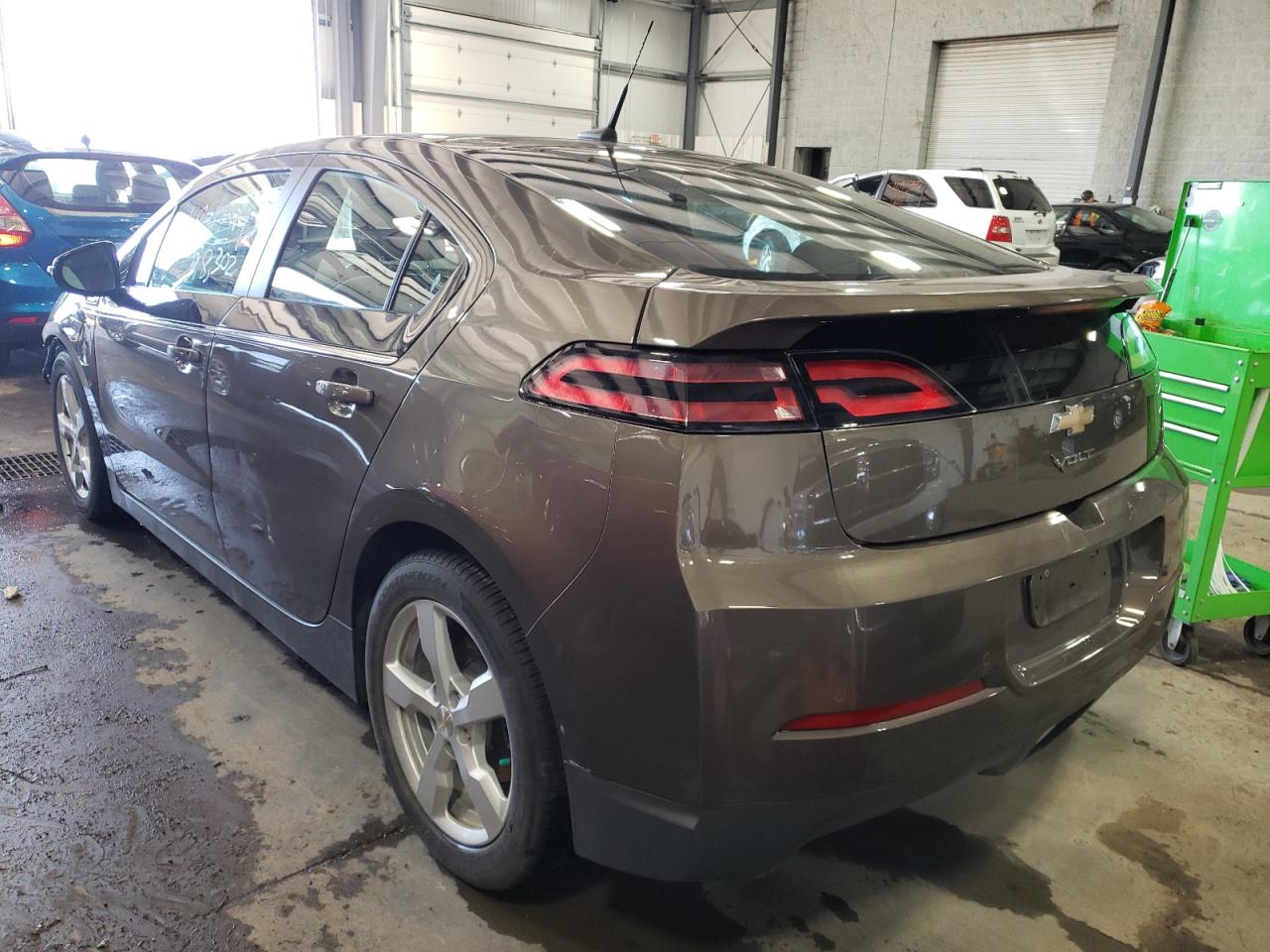 Photo 3 from auction – 2014 CHEVROLET VOLT with VIN 1G1RA6E42EU171974