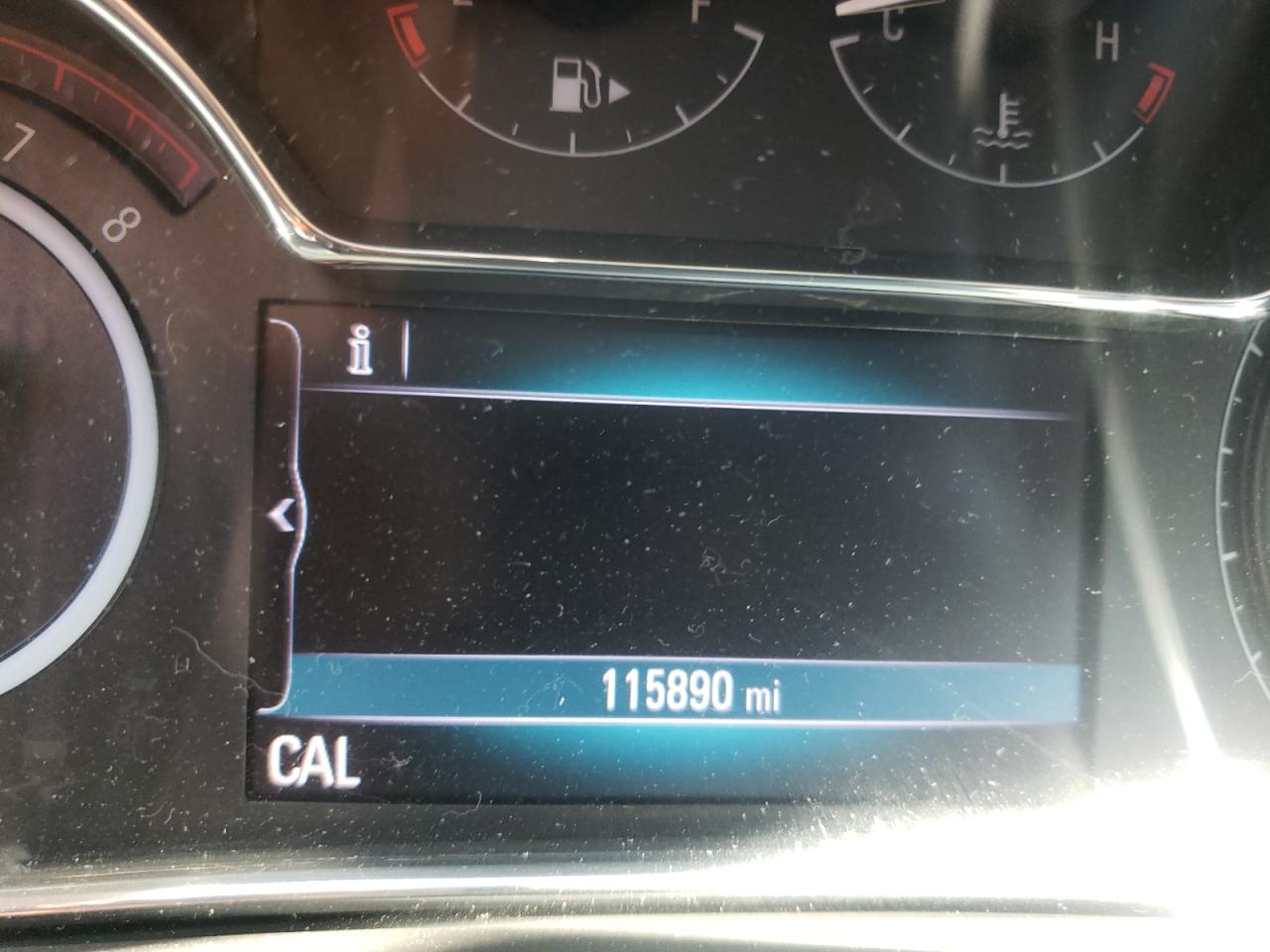 Photo 8 from auction – 2017 BUICK REGAL SPOR with VIN 2G4GL5EX1H9103952