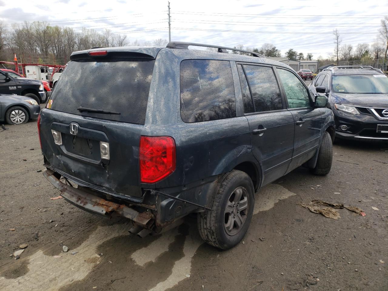 Photo 4 from auction – 2003 HONDA PILOT EX with VIN 2HKYF18493H555874