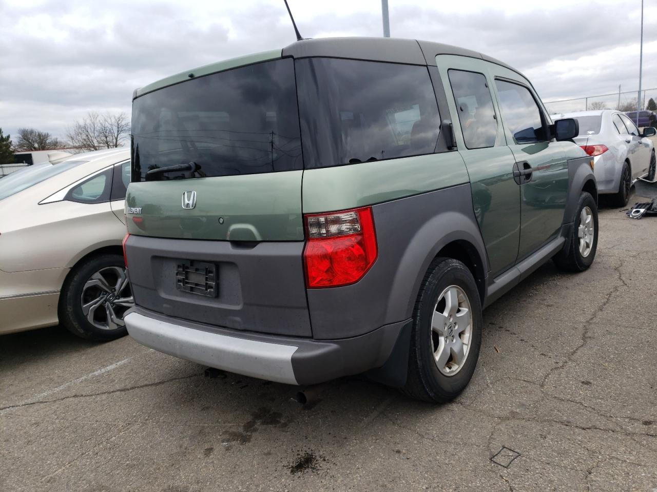 Photo 4 from auction – 2005 HONDA ELEMENT EX with VIN 5J6YH28655L023368