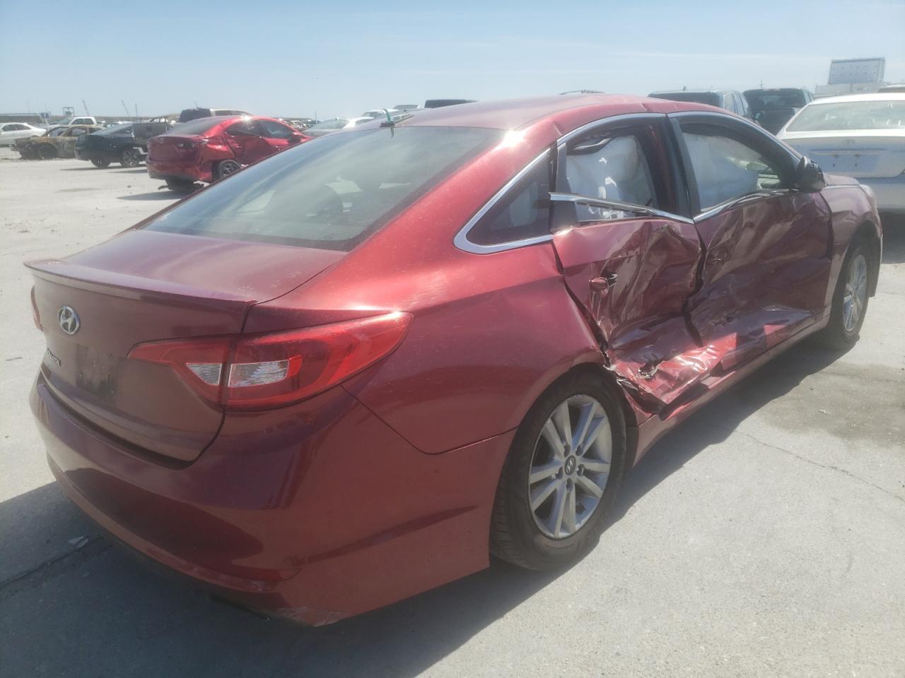 Photo 4 from auction – 2016 HYUNDAI SONATA SE with VIN 5NPE24AFXGH343471