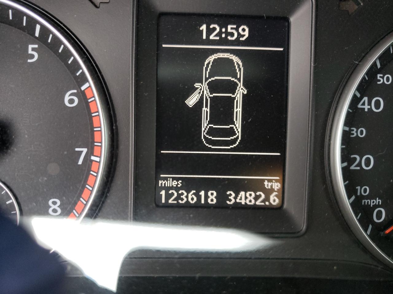 Photo 8 from auction – 2010 VOLKSWAGEN EOS TURBO with VIN WVWBA7AH7AV025565