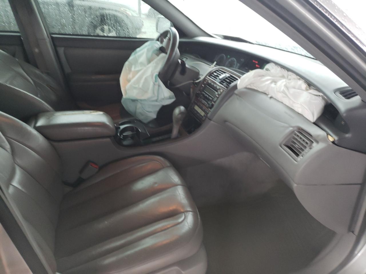 Photo 5 from auction – 2000 TOYOTA AVALON XL with VIN 4T1BF28B7YU098565