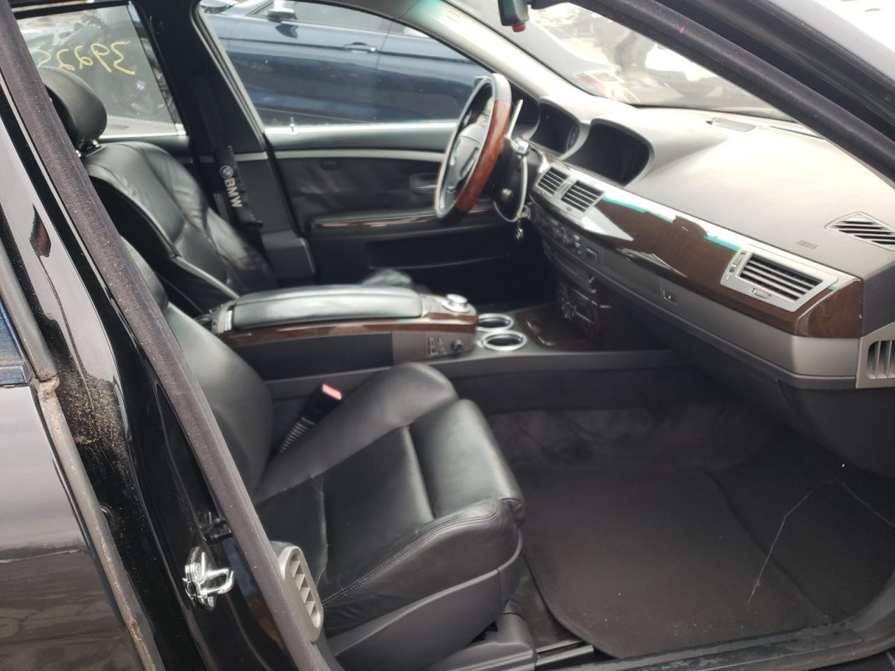 Photo 5 from auction – 2004 BMW 745 I with VIN WBAGL63514DP72406