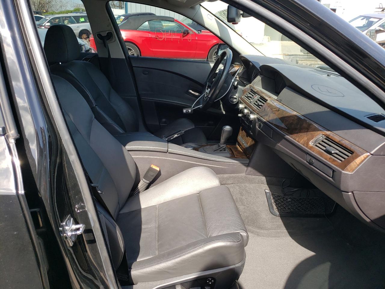 Photo 5 from auction – 2006 BMW 550 I with VIN WBANB53506CP02683