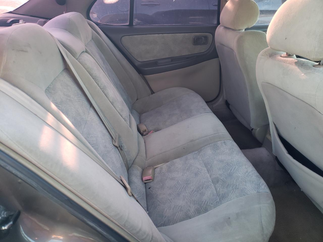 Photo 6 from auction – 2000 NISSAN ALTIMA XE with VIN 1N4DL01D2YC124412