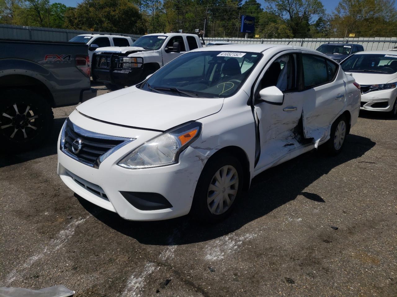 Photo 2 from auction – 2015 NISSAN VERSA S with VIN 3N1CN7AP9FL852025