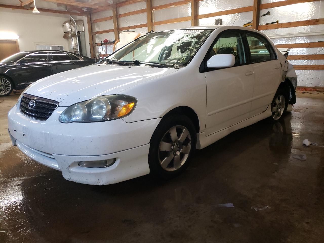 Photo 2 from auction – 2005 TOYOTA COROLLA CE with VIN 2T1BR32E65C323619