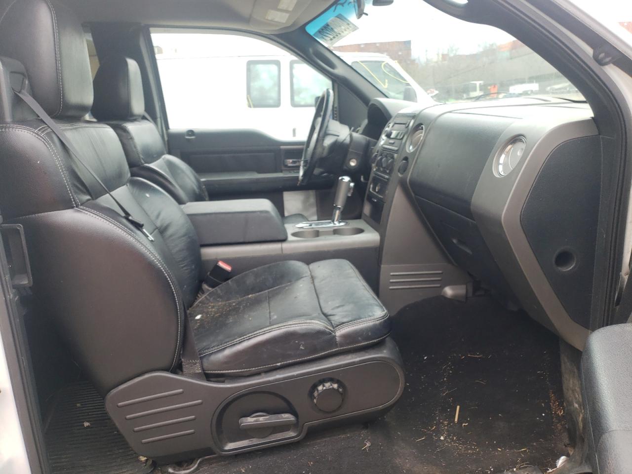 Photo 5 from auction – 2005 FORD F150 with VIN 1FTPX14505FA62668