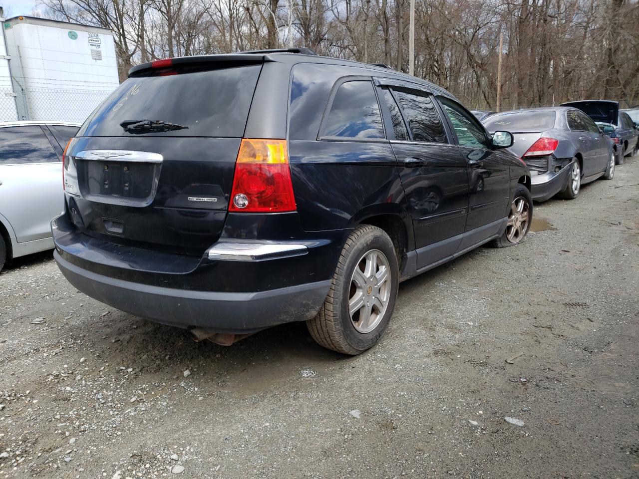 Photo 4 from auction – 2004 CHRYSLER PACIFICA with VIN 2C8GF68414R330375