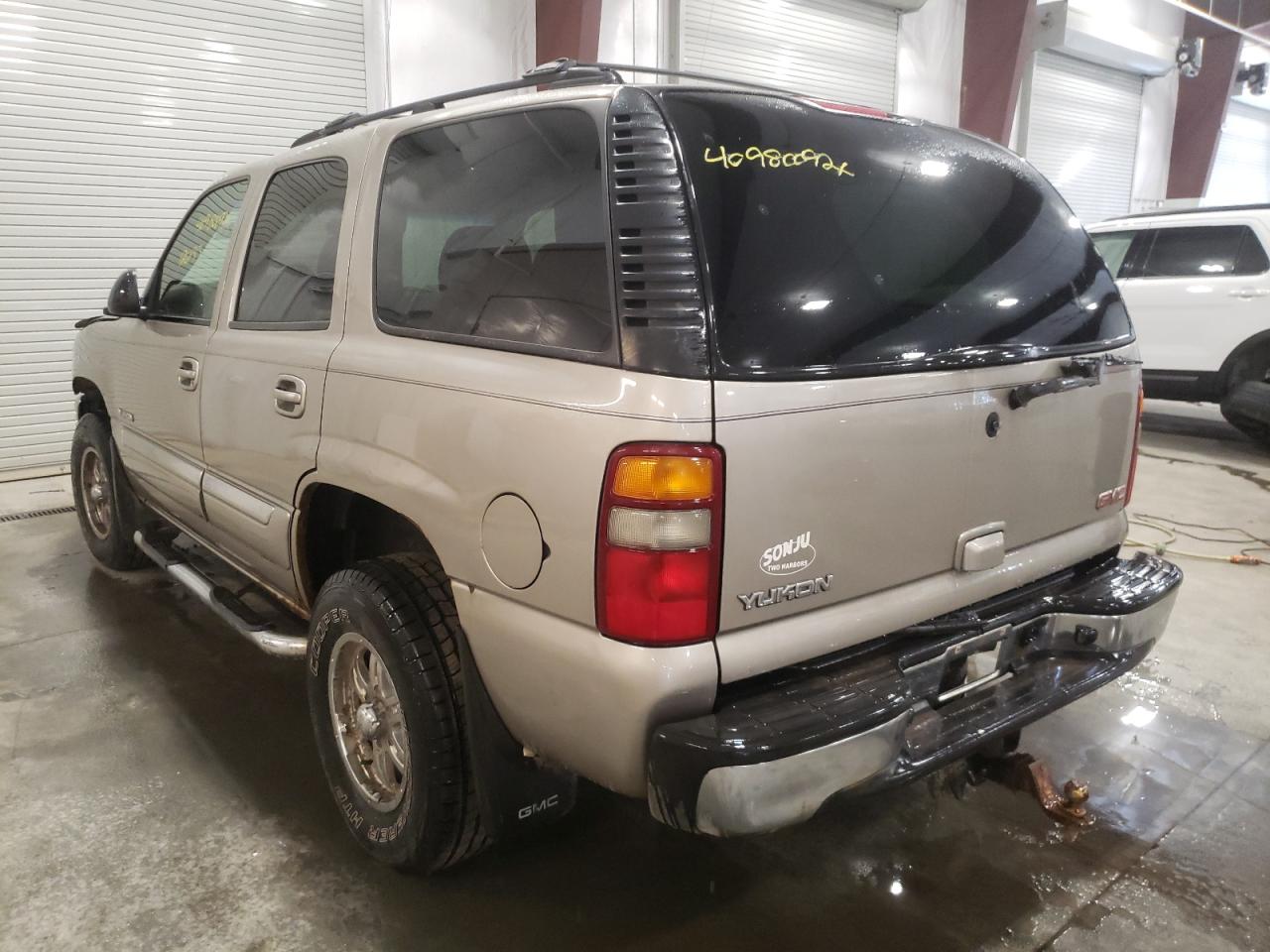 Photo 3 from auction – 2003 GMC YUKON with VIN 1GKEK13Z53R235823