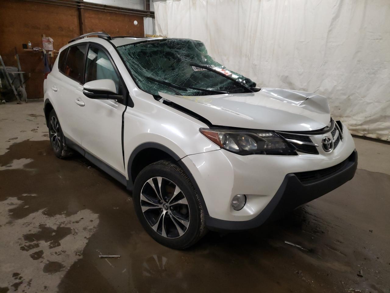 TOYOTA RAV4 LIMIT 2015 with VIN 2T3DFREV3FW304338 - Photo from auction