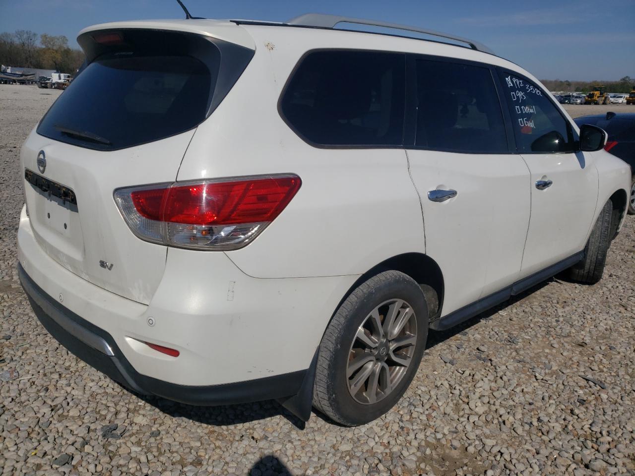 Photo 4 from auction – 2013 NISSAN PATHFINDER with VIN 5N1AR2MN0DC640415