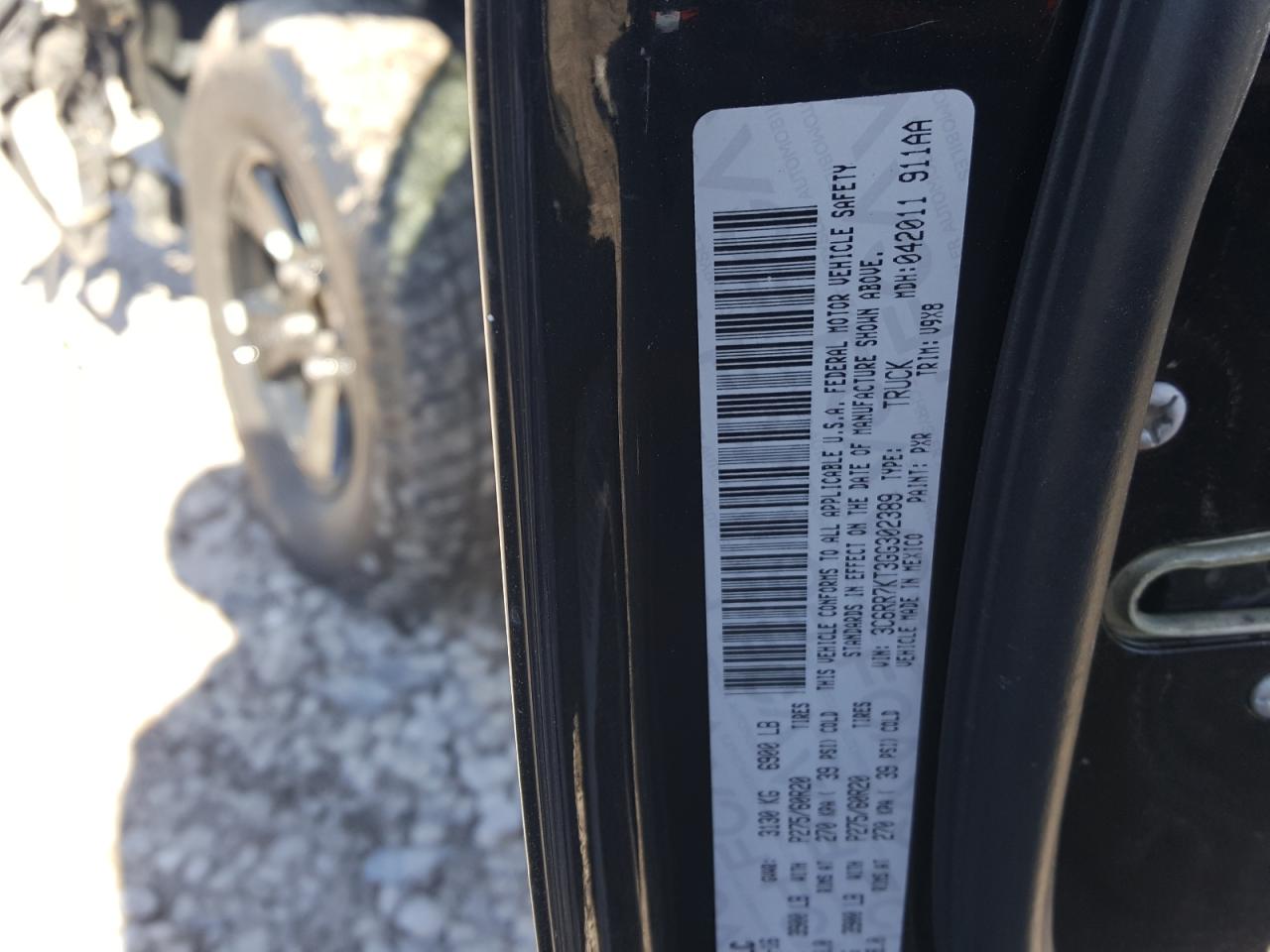 Photo 10 from auction – 2016 RAM 1500 ST with VIN 3C6RR7KT3GG302389