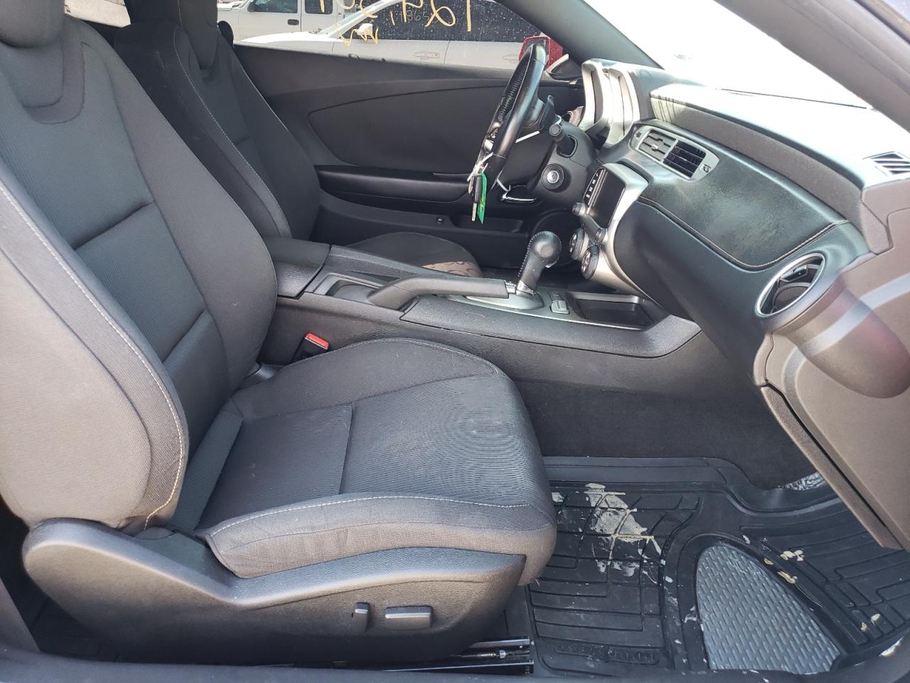 Photo 5 from auction – 2013 CHEVROLET CAMARO LT with VIN 2G1FB1E30D9111844