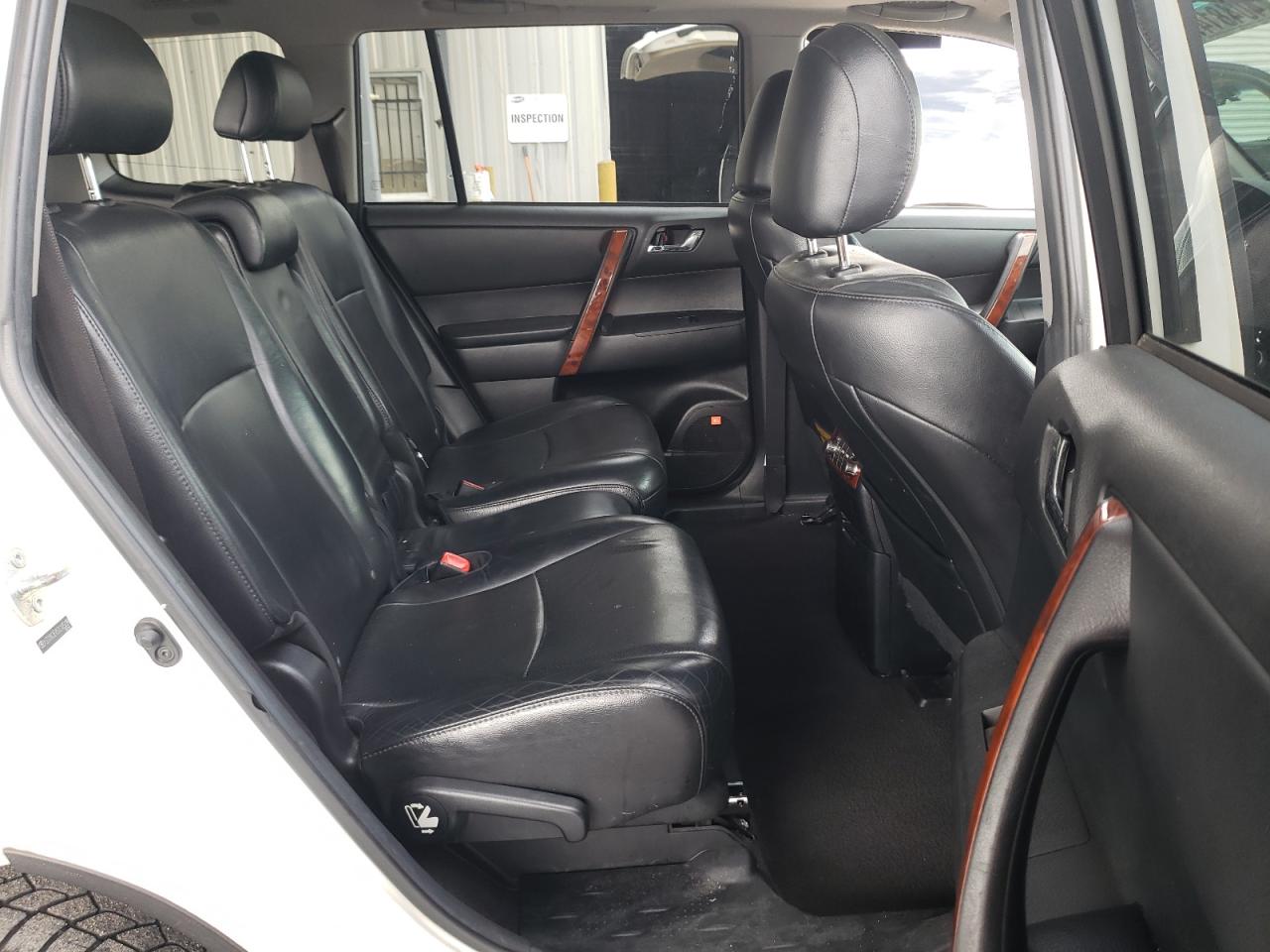 Photo 6 from auction – 2013 TOYOTA HIGHLANDER with VIN 5TDYK3EH5DS125298