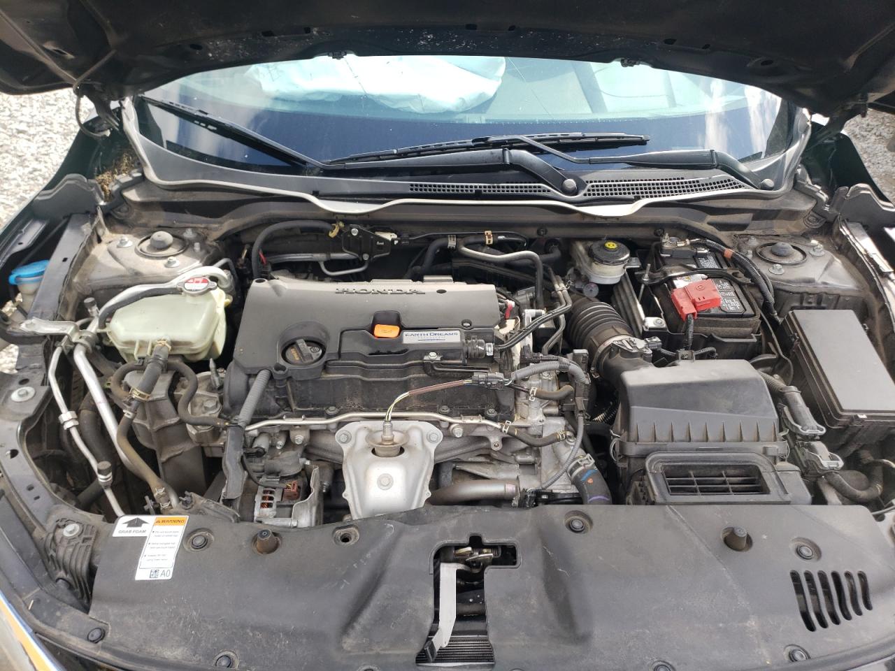 Photo 7 from auction – 2016 HONDA CIVIC LX with VIN 19XFC2F61GE052165