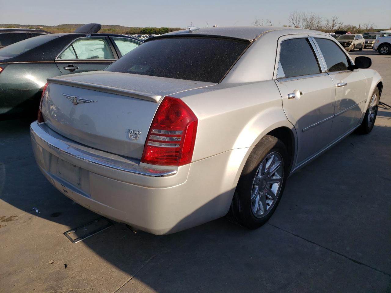 Photo 4 from auction – 2006 CHRYSLER 300C with VIN 2C3KA63HX6H506986