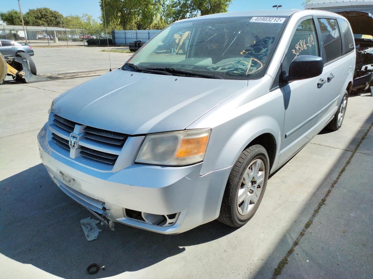 Photo 2 from auction – 2008 DODGE GRAND CARA with VIN 1D8HN44H88B193141